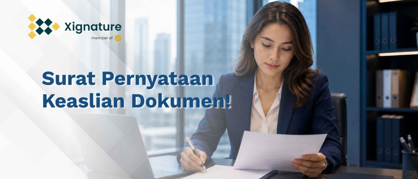 Seorang wanita profesional mengenakan blazer biru sedang meneliti dokumen fisik di meja kerja kantor sebelum menandatangani surat pernyataan keaslian dokumen.