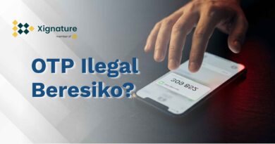 Ponsel menerima SMS berisi kode OTP enam angka dengan tangan yang ragu untuk membagikannya